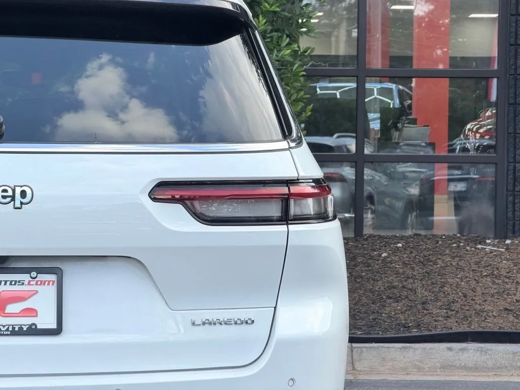 Jeep Grand Cherokee L photo 16