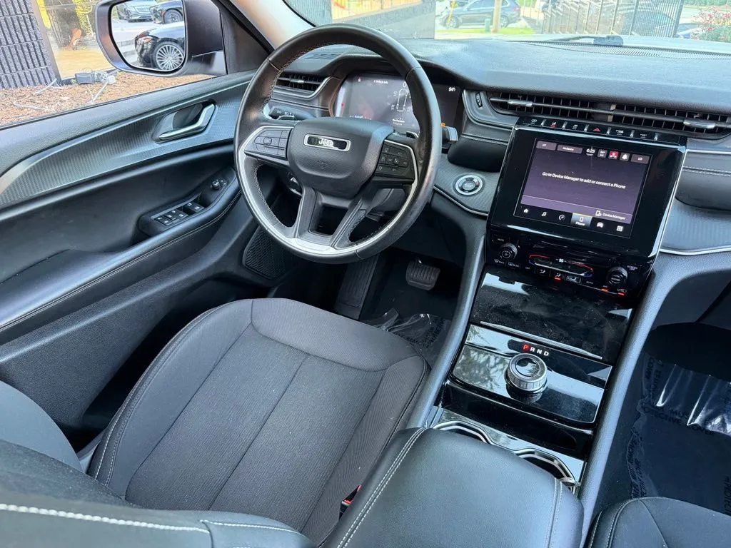 Jeep Grand Cherokee L photo 44