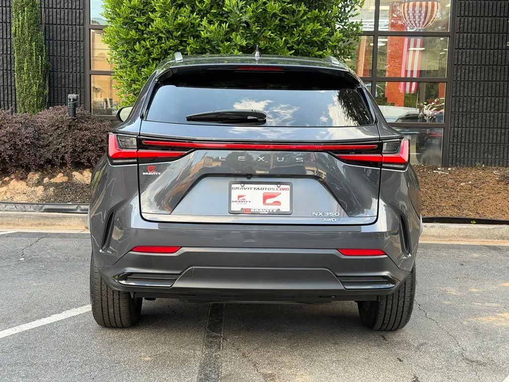 Lexus NX photo 14
