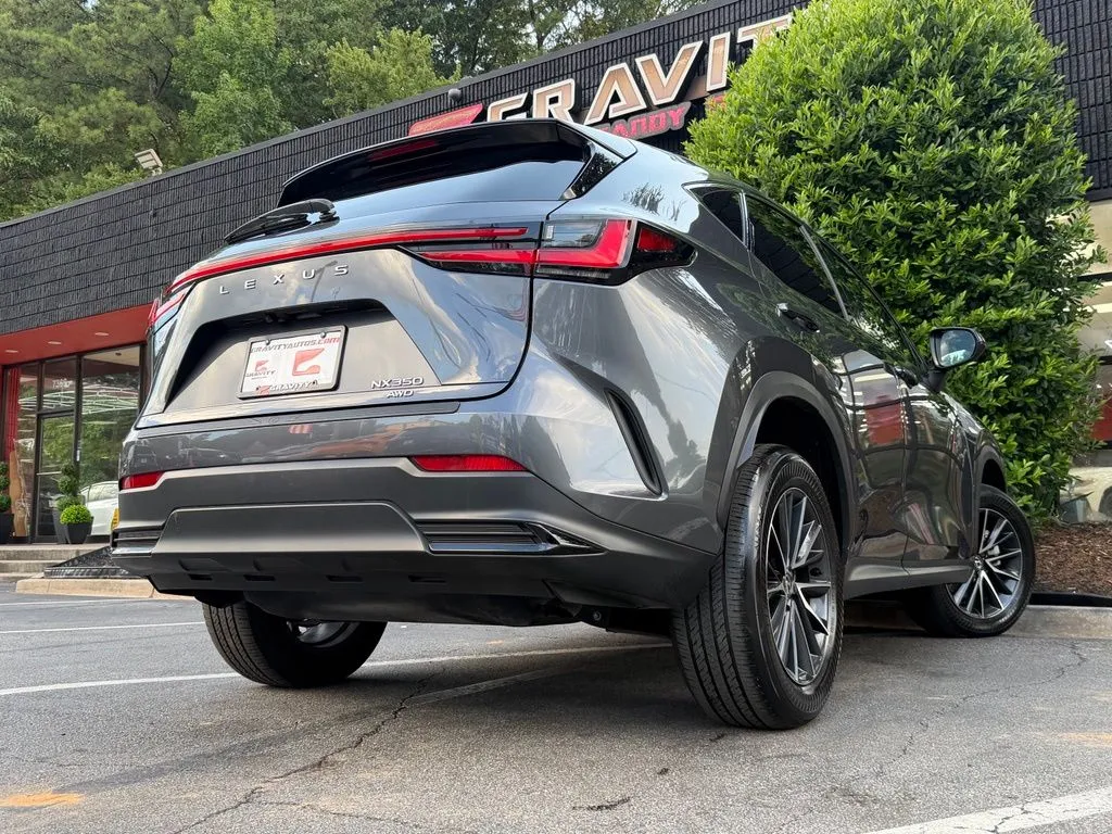 Lexus NX photo 13