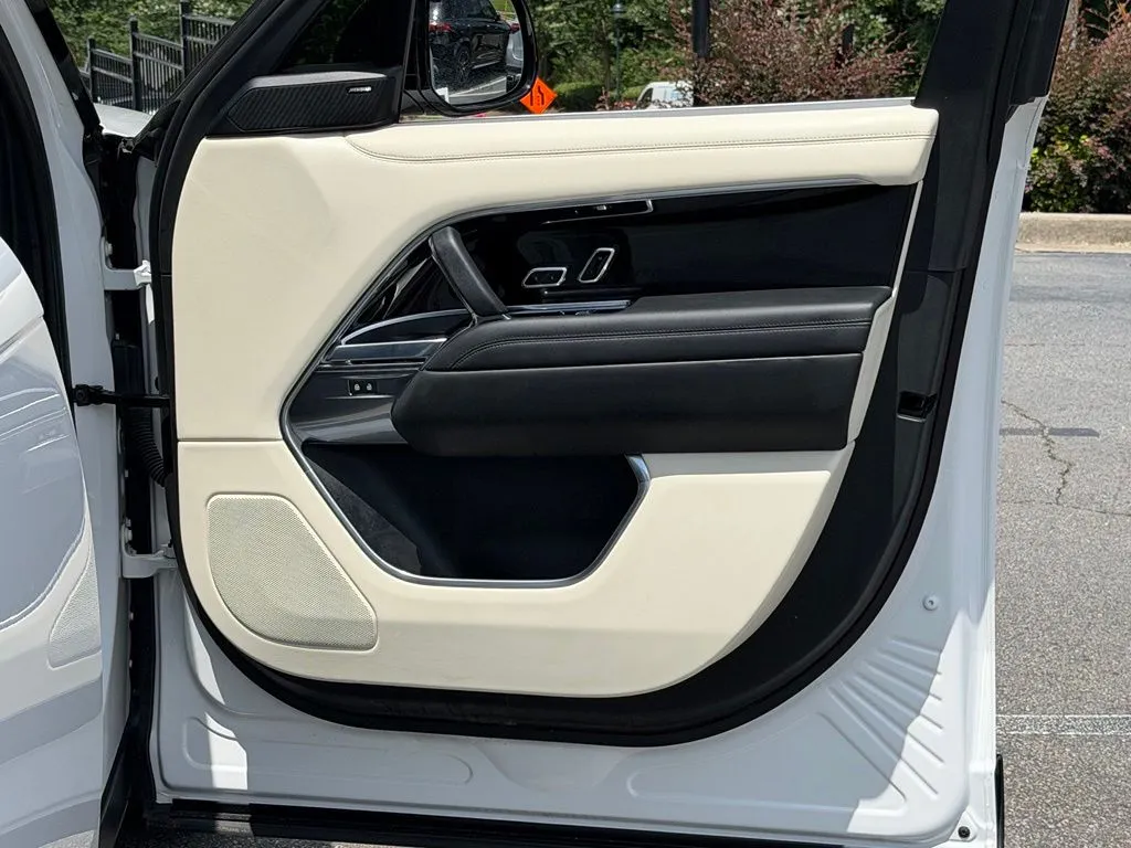 Land Rover Range Rover photo 34