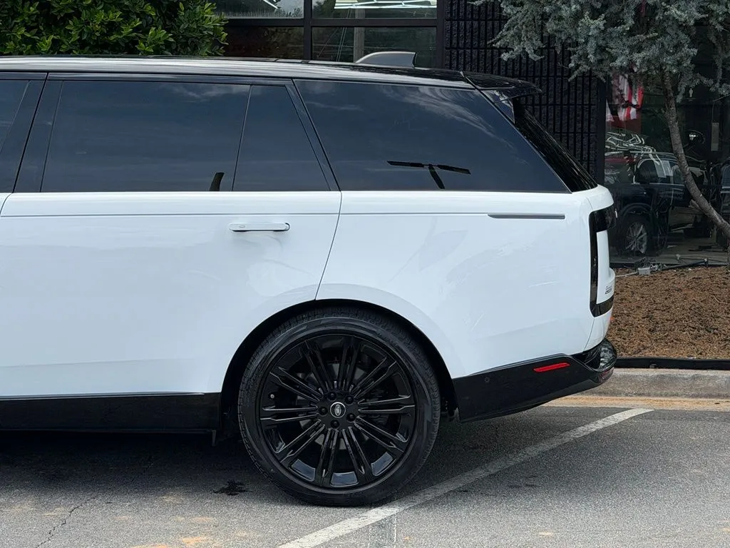 Land Rover Range Rover photo 11
