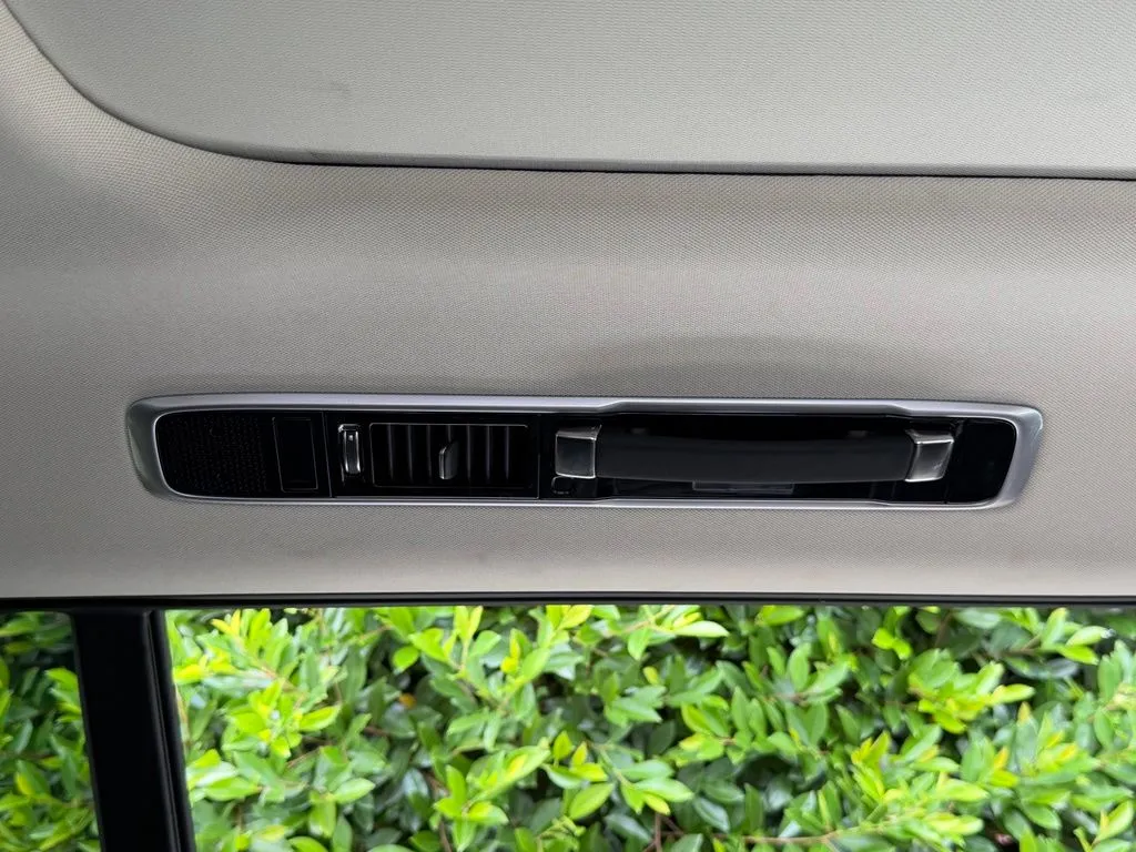 Land Rover Range Rover photo 53