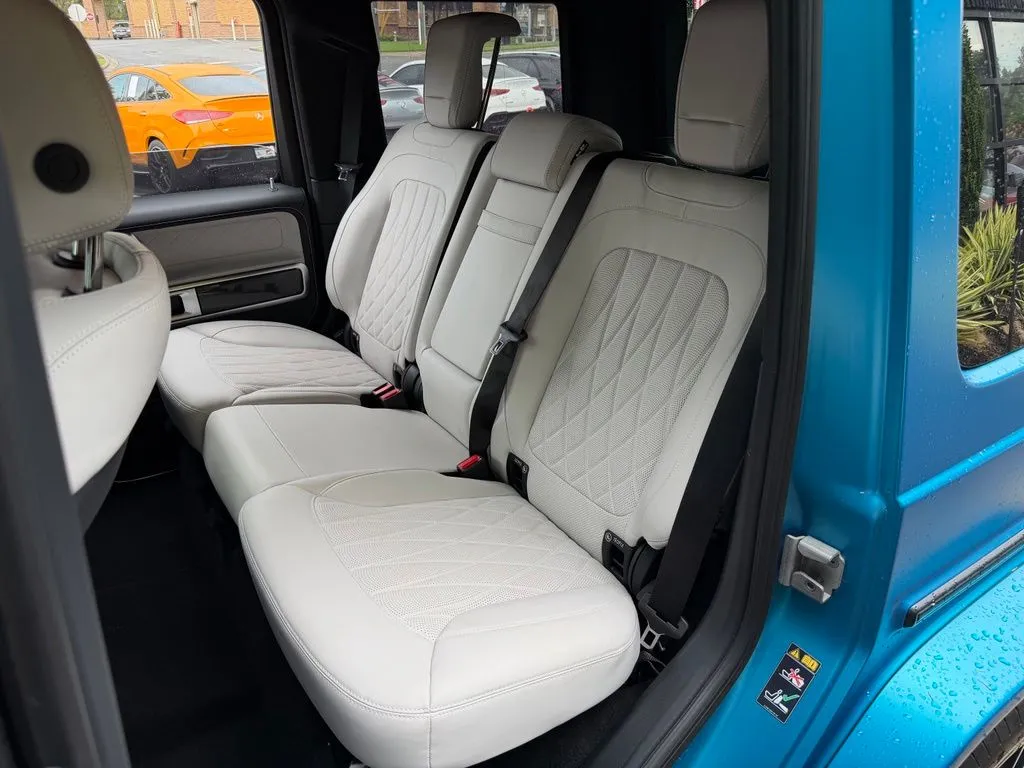 Mercedes-Benz G-Class photo 31