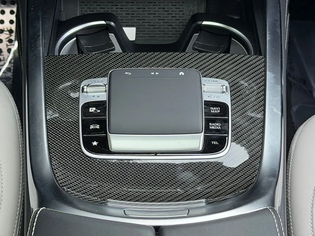 Mercedes-Benz G-Class photo 49