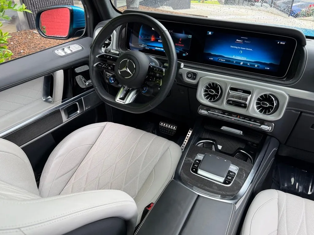 Mercedes-Benz G-Class photo 40