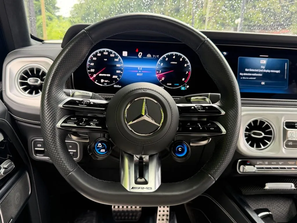 Mercedes-Benz G-Class photo 42