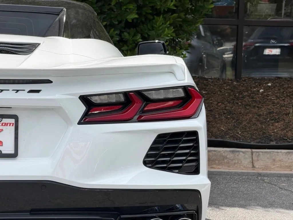 Chevrolet Corvette photo 16