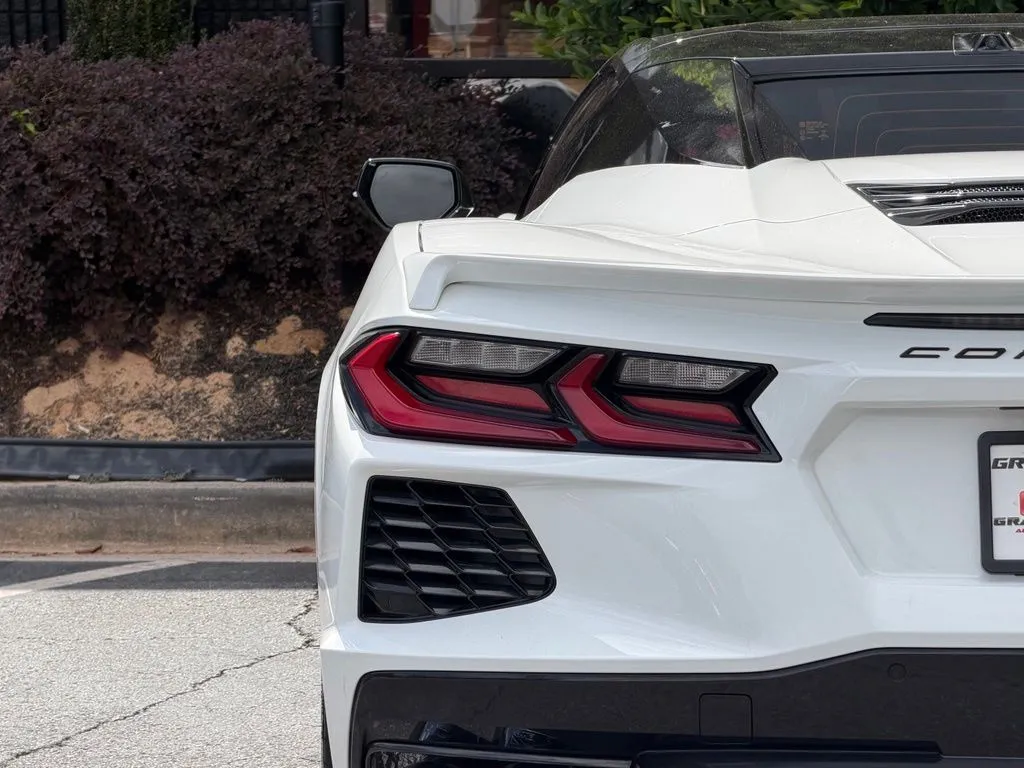 Chevrolet Corvette photo 15