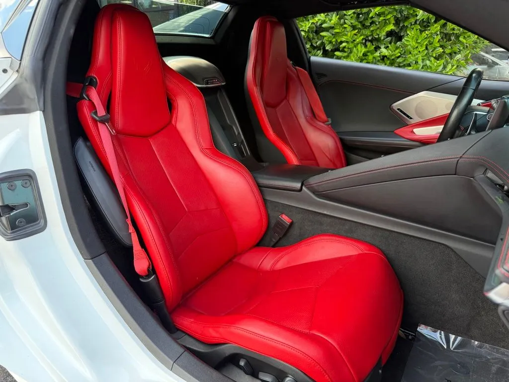 Chevrolet Corvette photo 28