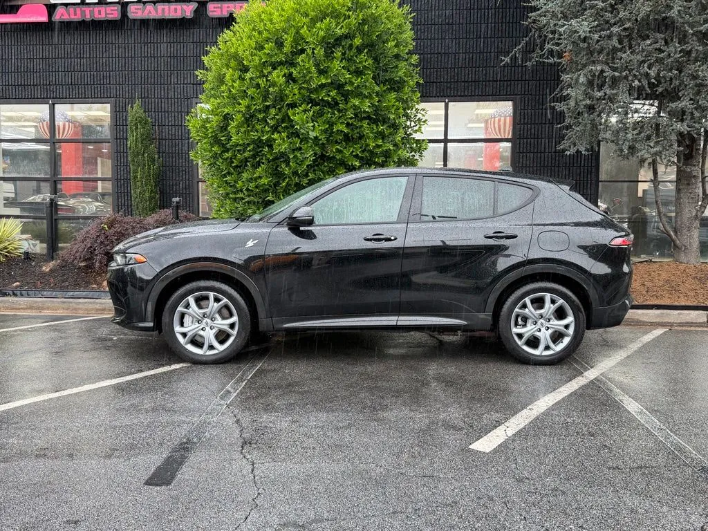 Dodge Hornet photo 9
