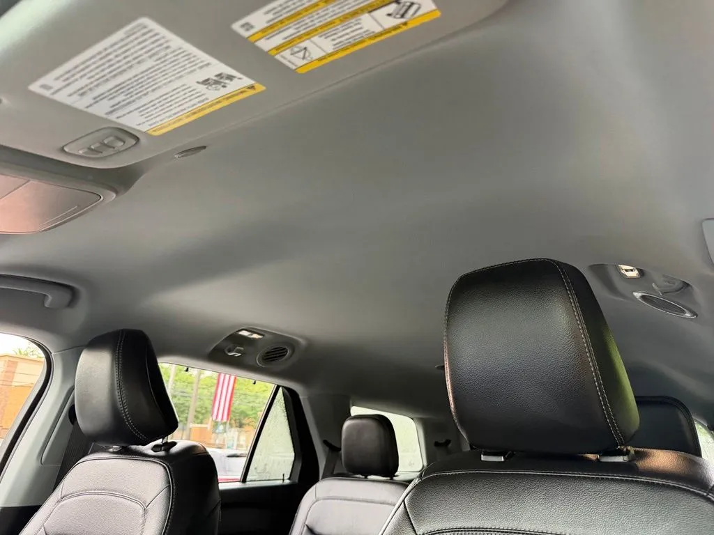 Ford Explorer photo 54