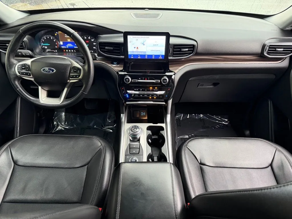 Ford Explorer photo 42