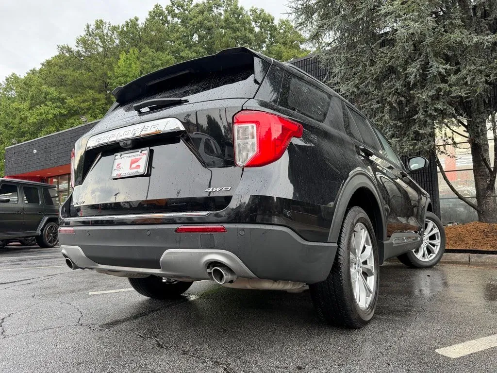 Ford Explorer photo 13
