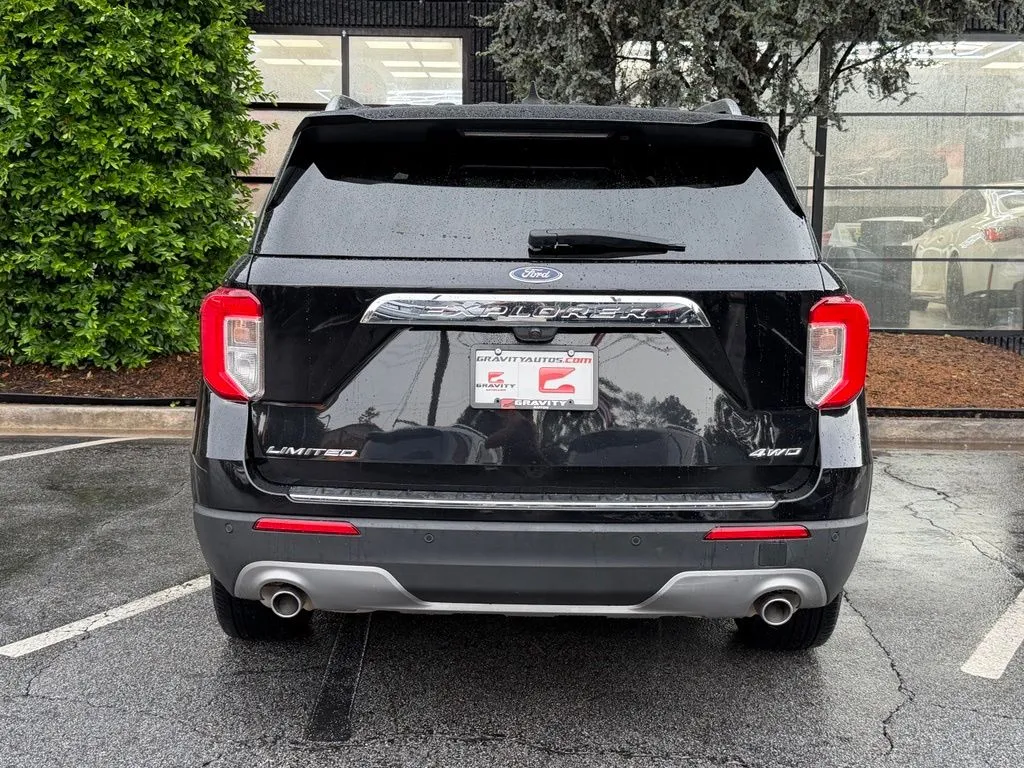 Ford Explorer photo 14