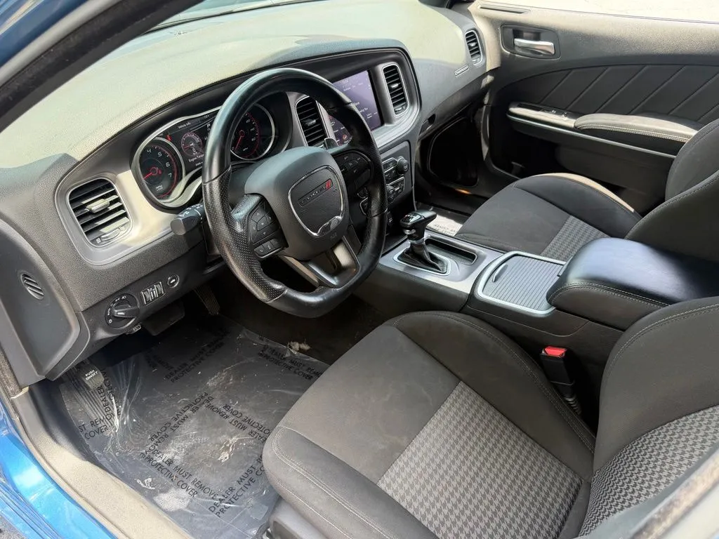 Dodge Charger photo 24