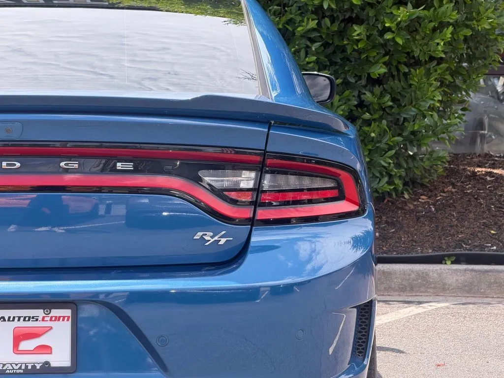 Dodge Charger photo 16