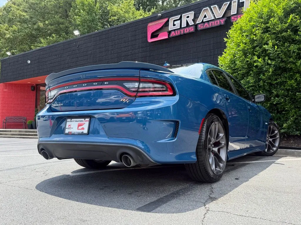 Dodge Charger photo 13