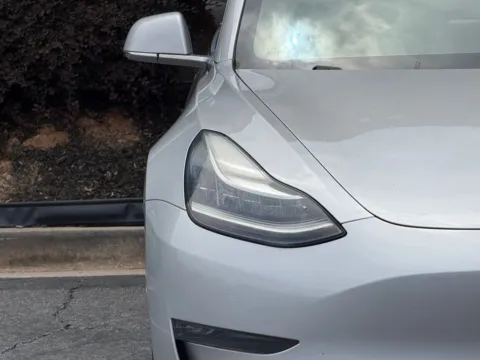 More photos of 2018 Tesla Model 3 Mid Range at Gravity Autos Sandy Springs, GA