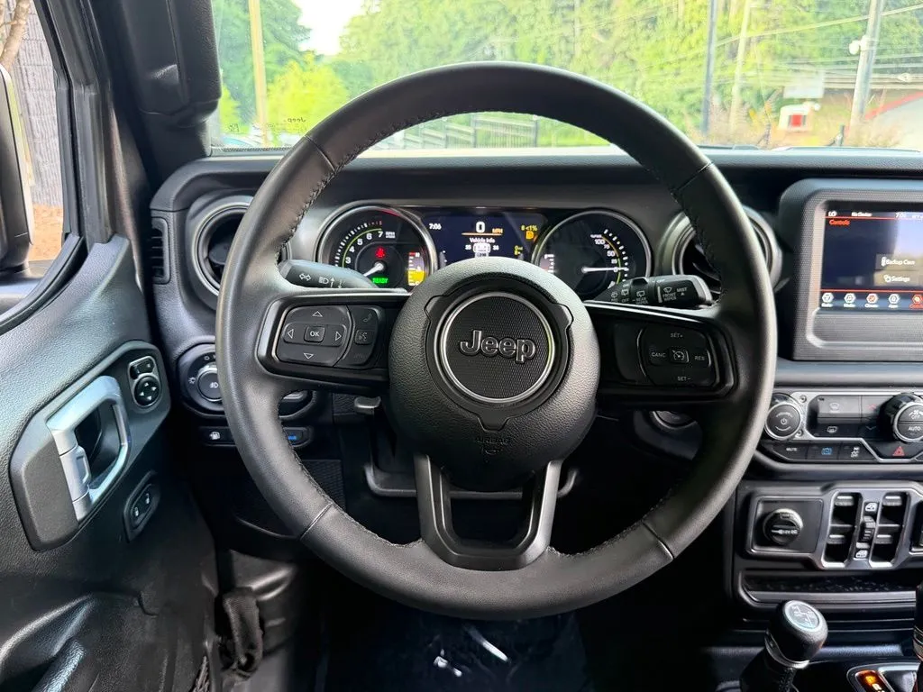 Jeep Wrangler photo 45