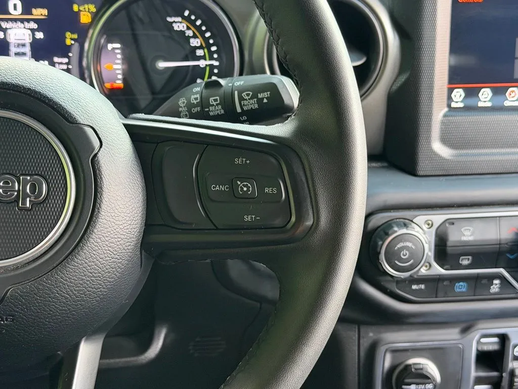 Jeep Wrangler photo 47