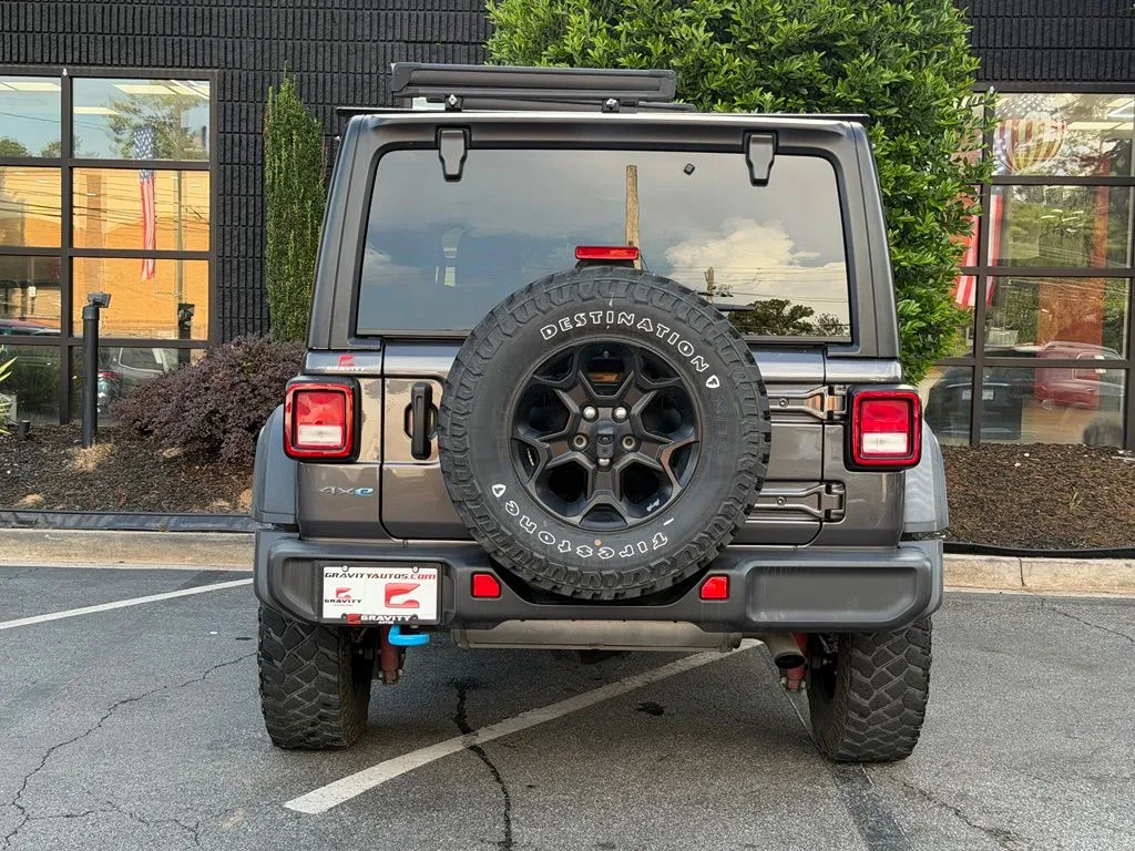 Jeep Wrangler photo 14