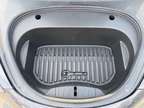 More photos of 2021 Tesla Model 3 Standard Range Plus at Gravity Autos Sandy Springs, GA