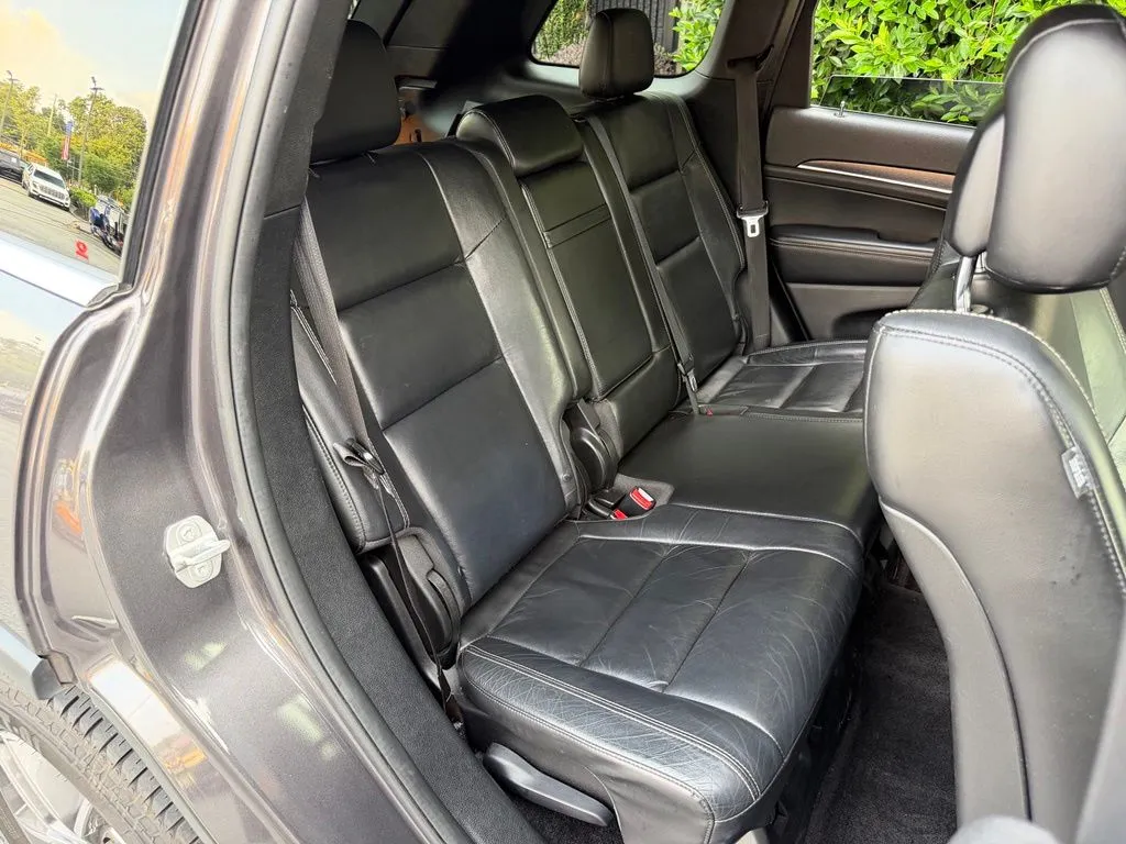 Jeep Grand Cherokee photo 39