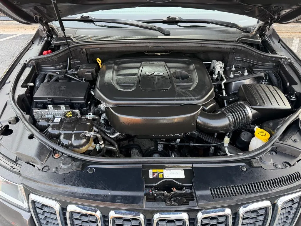 Jeep Grand Cherokee photo 6