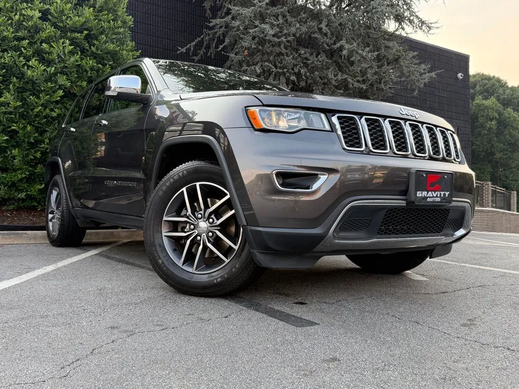 Jeep Grand Cherokee photo 8