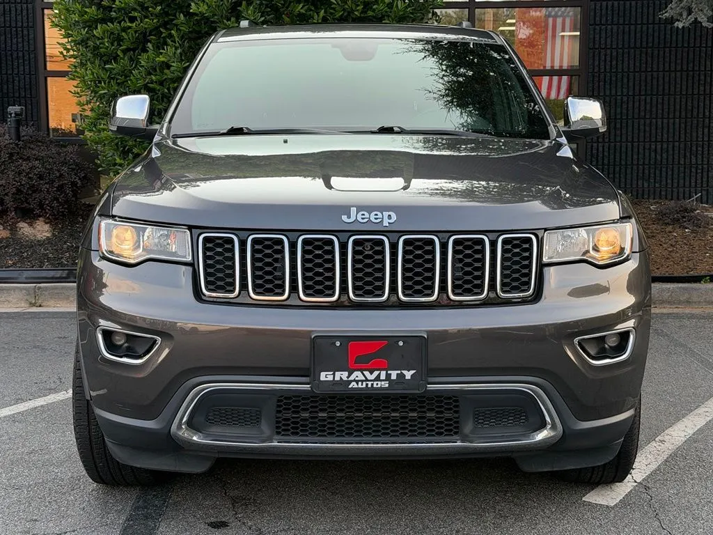 Jeep Grand Cherokee photo 3