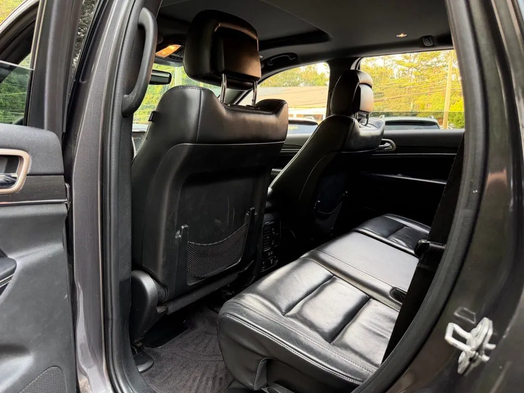 Jeep Grand Cherokee photo 30