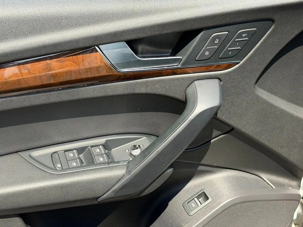 Audi Q5 photo 30
