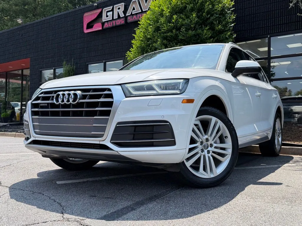 Audi Q5 photo 2