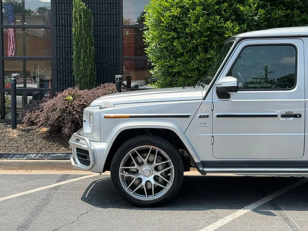 Mercedes-Benz G-Class photo 10
