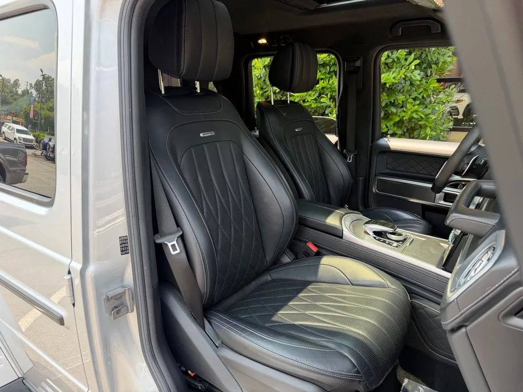 Mercedes-Benz G-Class photo 32
