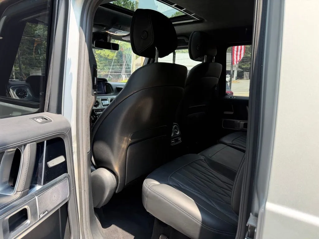 Mercedes-Benz G-Class photo 28