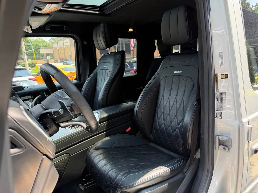 Mercedes-Benz G-Class photo 24