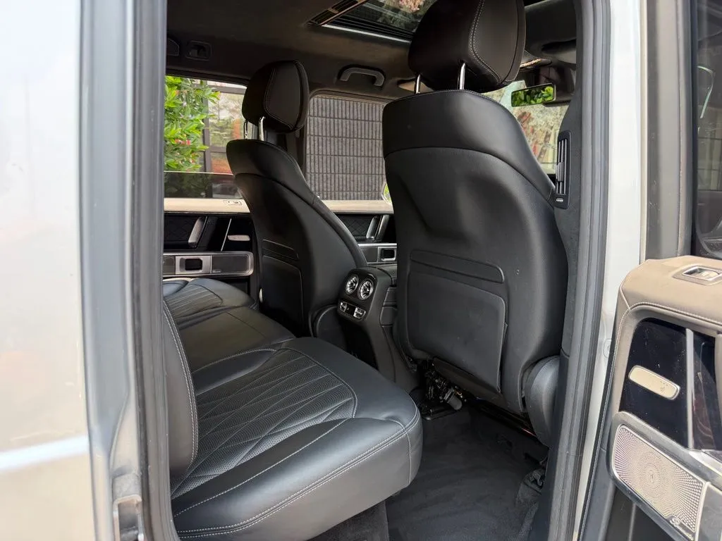 Mercedes-Benz G-Class photo 35