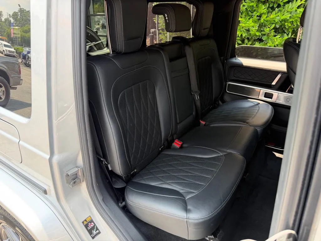 Mercedes-Benz G-Class photo 36