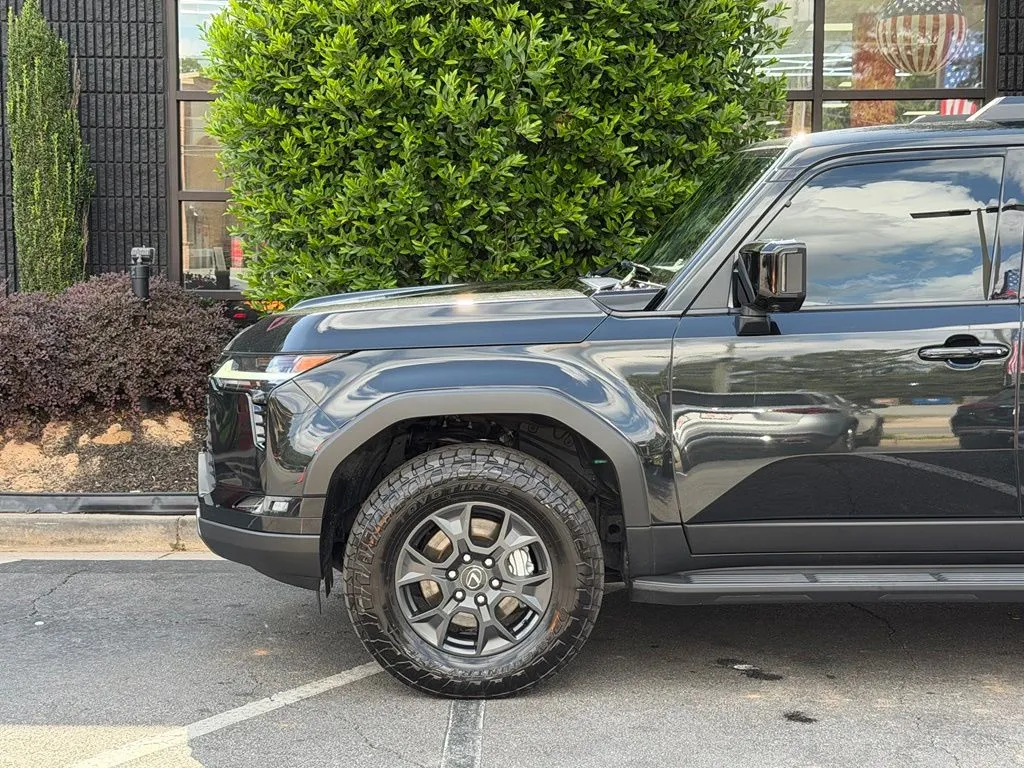 Lexus GX photo 10