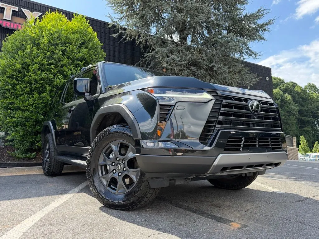Lexus GX photo 8