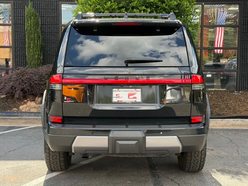 Lexus GX photo 14