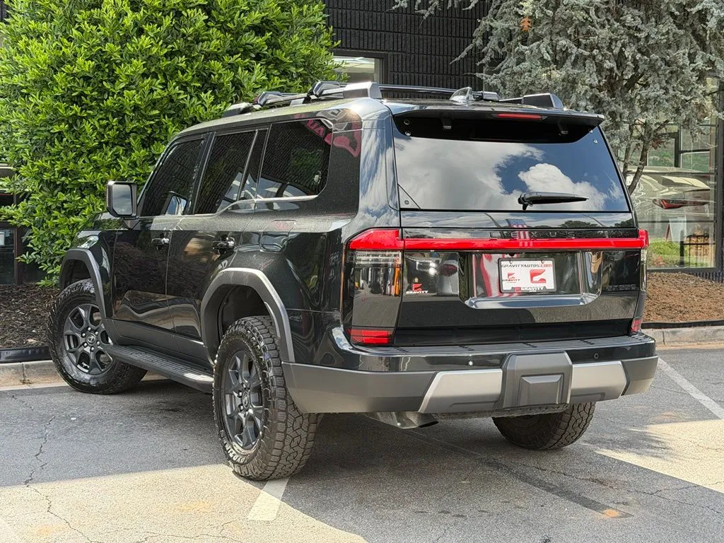 Lexus GX photo 17