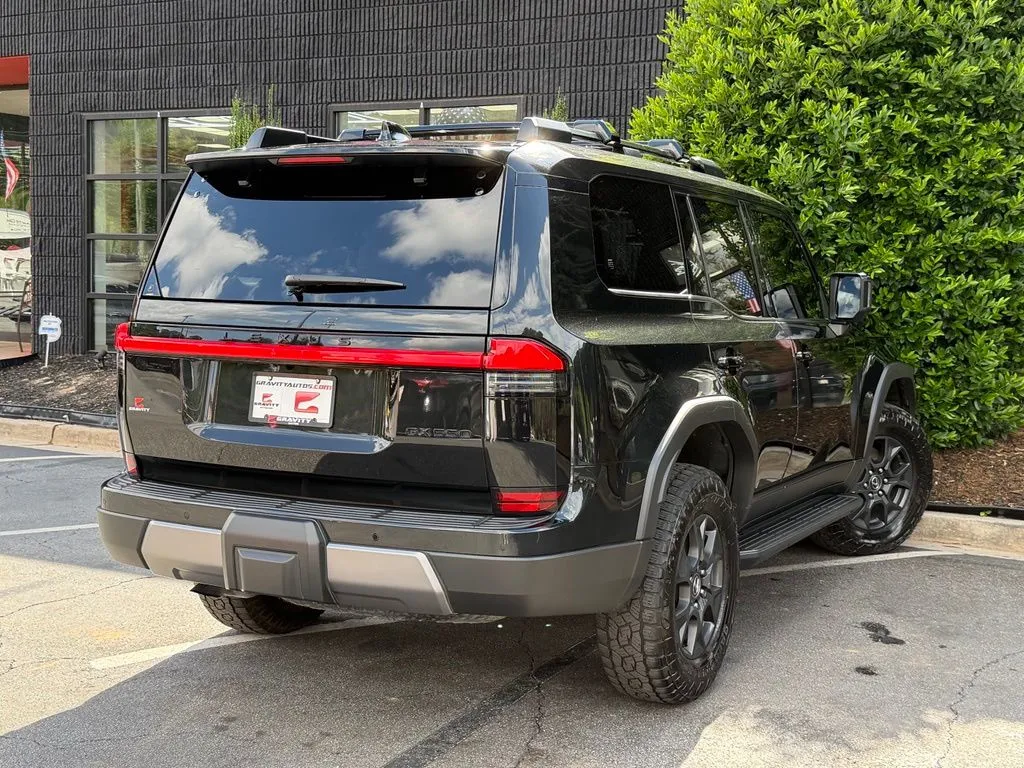 Lexus GX photo 12