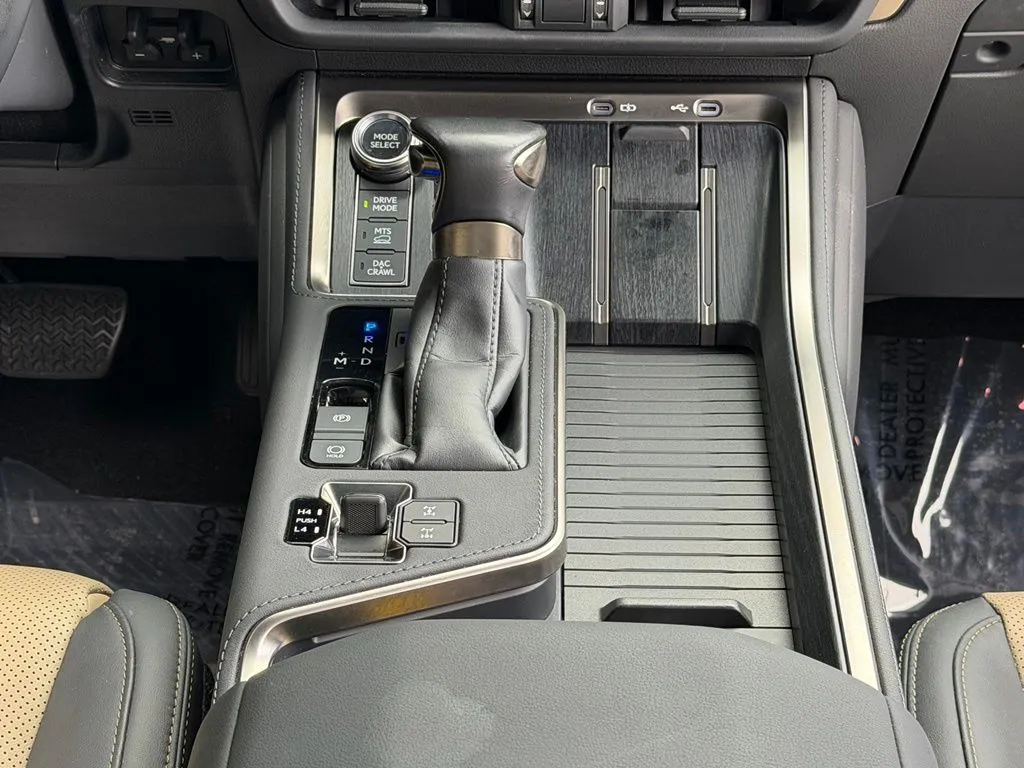 Lexus GX photo 47
