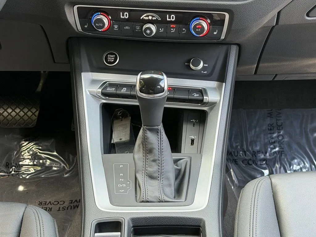 Audi Q3 photo 47