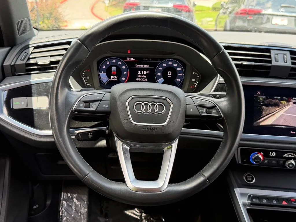 Audi Q3 photo 42