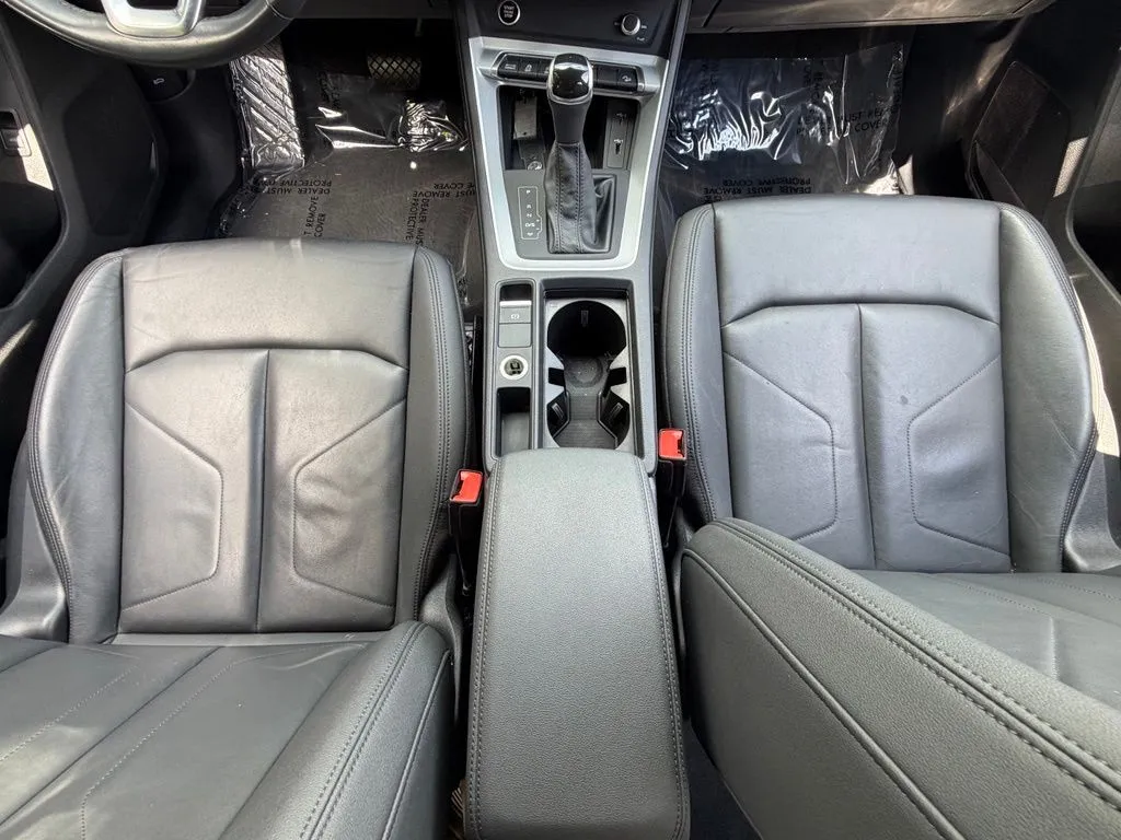 Audi Q3 photo 49