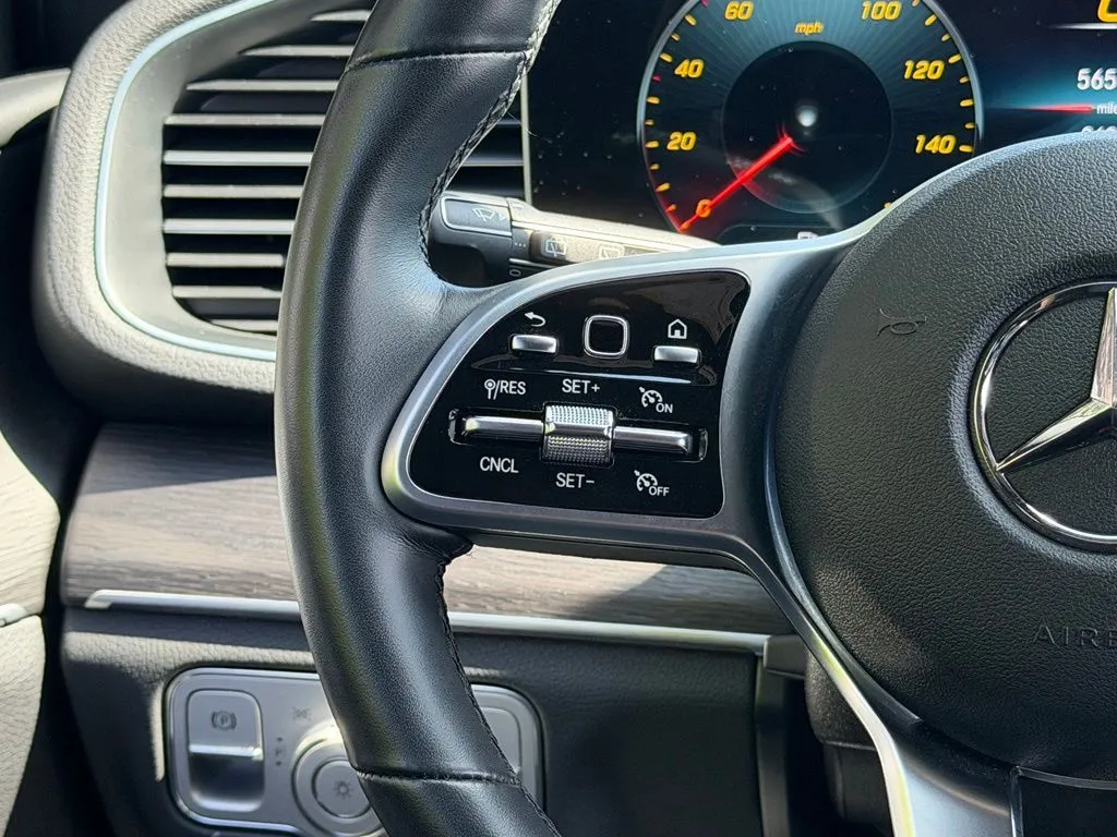 Mercedes-Benz GLE photo 43